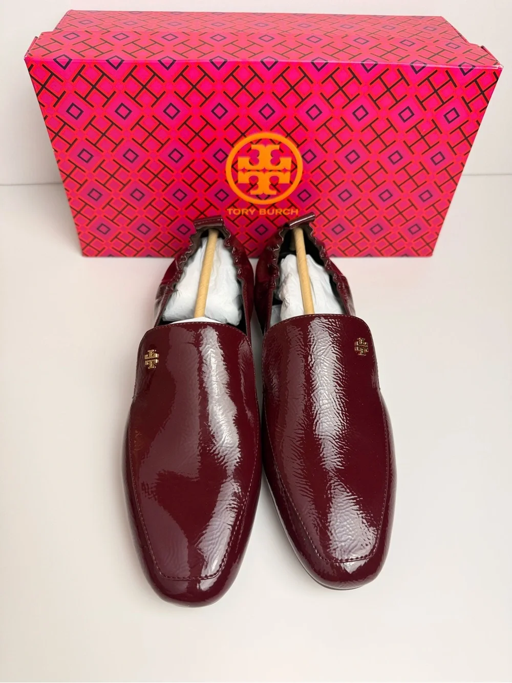 Tory Burch Kira 20mm Elastic Loafer Softy Naplak Patent Royal Burgundy Size 8.5